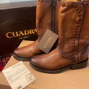 Size 6 Womans Cuadra Venado.Firenze Maple Boots